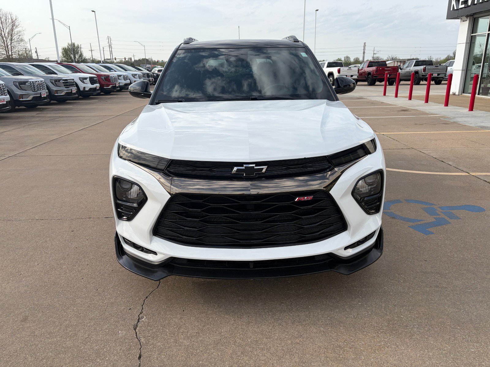 Certified 2023 Chevrolet TrailBlazer RS FWD image 2