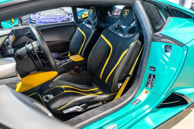 Used 2023 Lamborghini Huracan Tecnica RWD image 38
