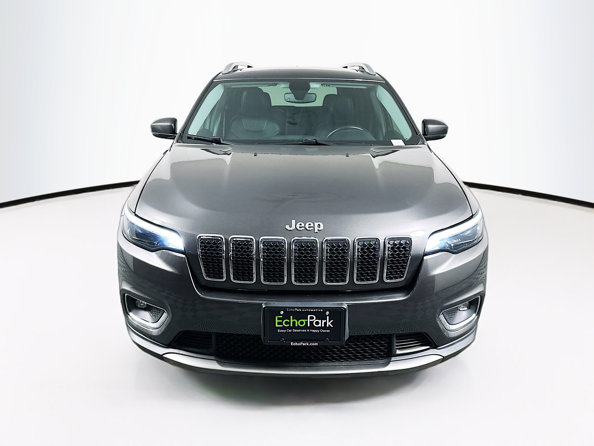 Used 2019 Jeep Cherokee Limited image 2