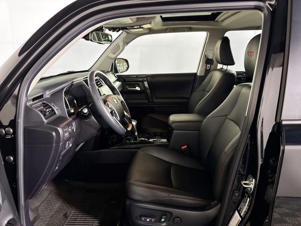 Used 2024 Toyota 4Runner TRD Off-Road Premium w/ Moonroof Package AWD/4WD image 11