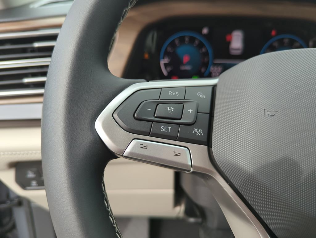 New 2026 Volkswagen Atlas SE image 38