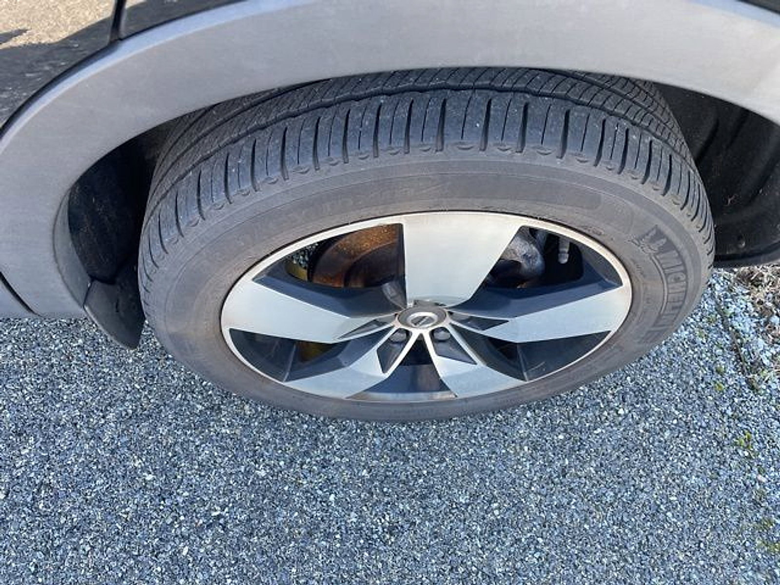 Used 2020 Volvo XC40 T5 Momentum AWD/4WD image 6