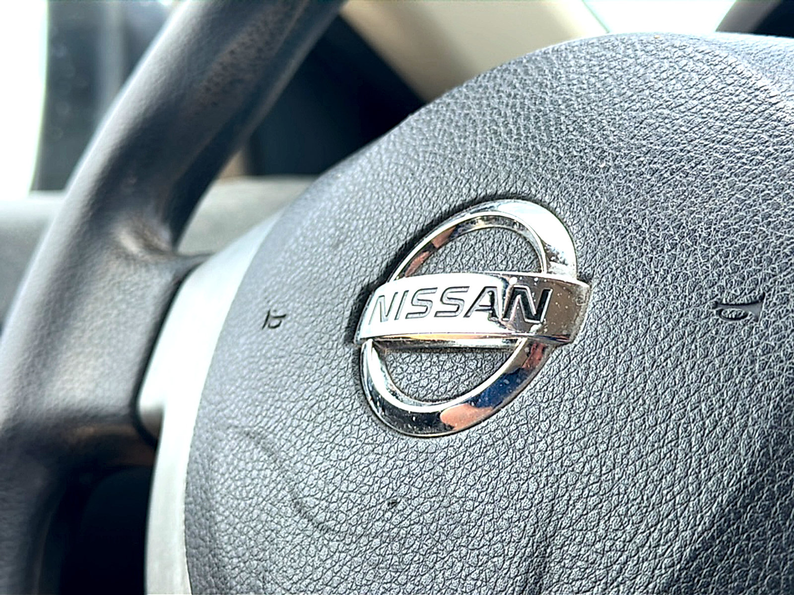 Used 2013 Nissan Rogue S FWD image 29