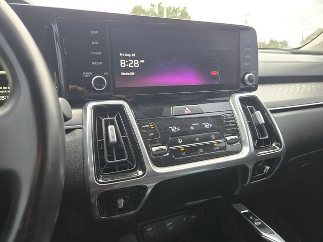 Certified 2023 Kia Sorento SX AWD/4WD image 19