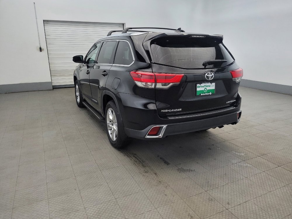 Used 2019 Toyota Highlander Limited w/ Protection Package #3 image 5