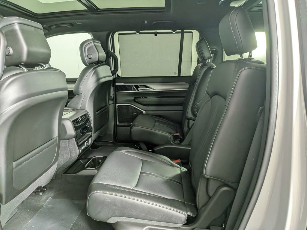 New 2026 Jeep Grand Wagoneer L Limited image 31