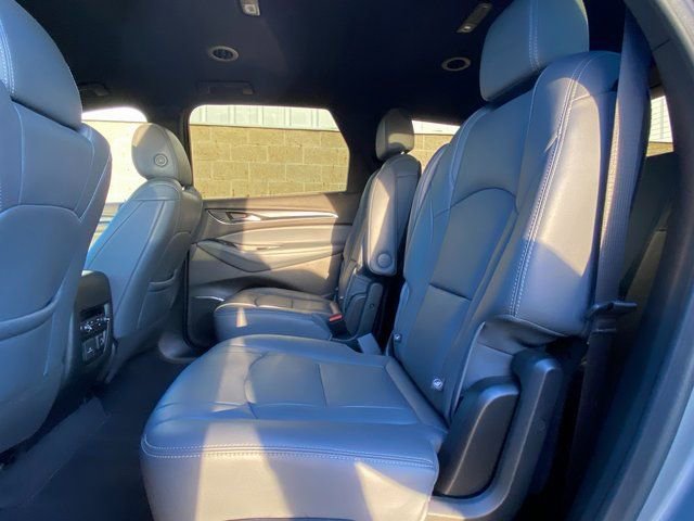 Used 2024 Buick Enclave Premium image 14