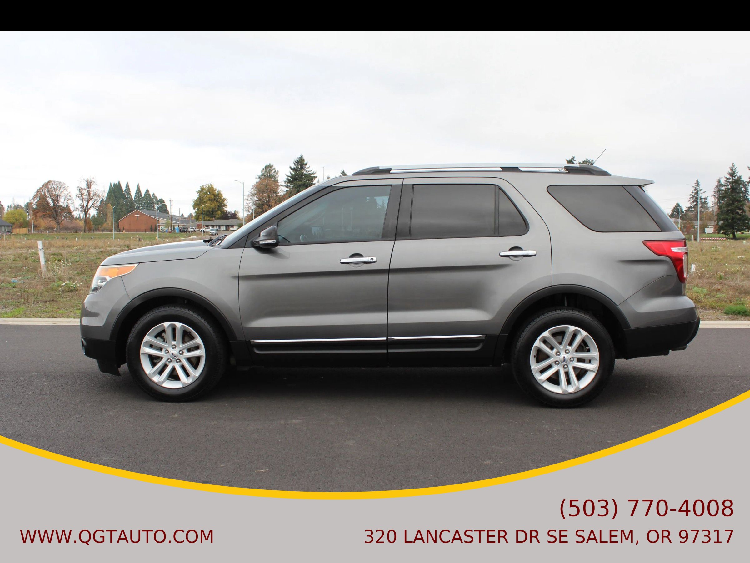 Used 2013 Ford Explorer XLT w/ Class III Trailer Tow Pkg image 3