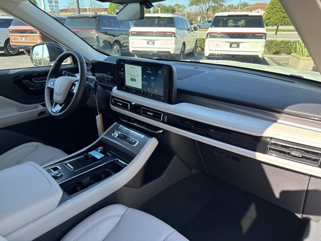 New 2026 Lincoln Aviator 2WD image 20