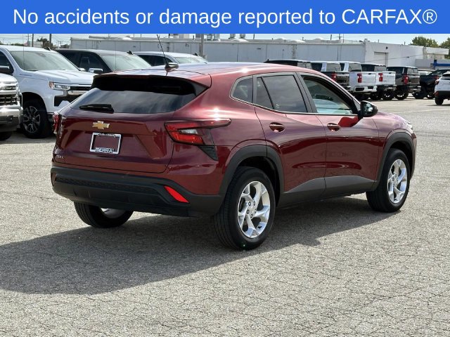 Certified 2024 Chevrolet Trax LS w/ LS Convenience Package FWD image 7