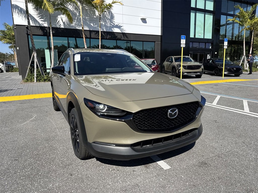 New 2024 MAZDA CX-30 Carbon image 8