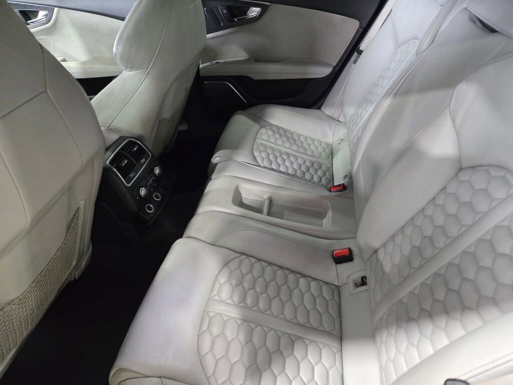 Used 2017 Audi RS 7 Prestige image 20