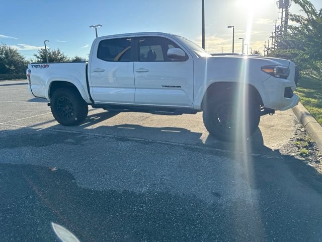 Certified 2022 Toyota Tacoma TRD Sport w/ TRD Premium Sport Package AWD/4WD image 25
