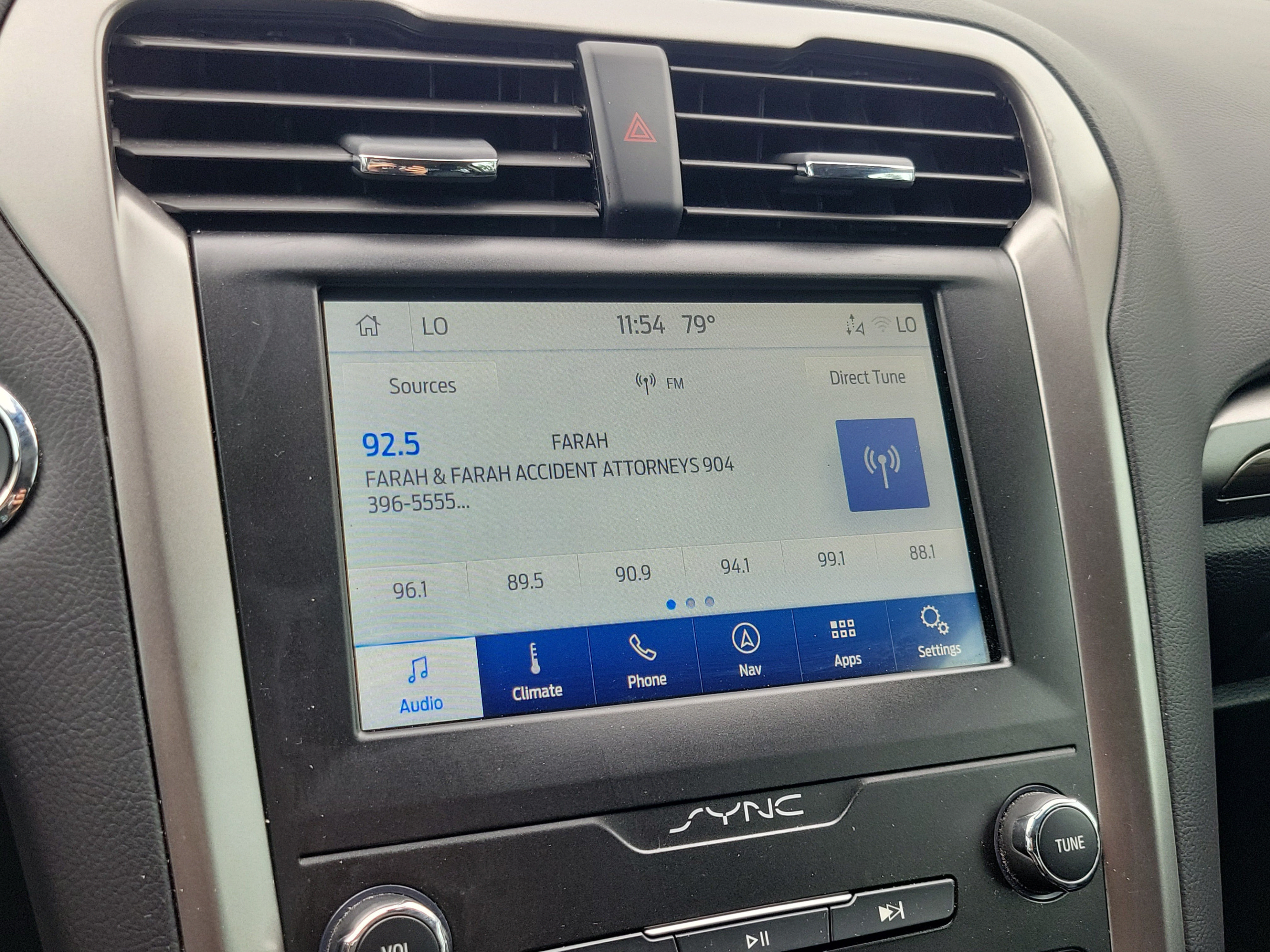 Used 2020 Ford Fusion SEL FWD image 30