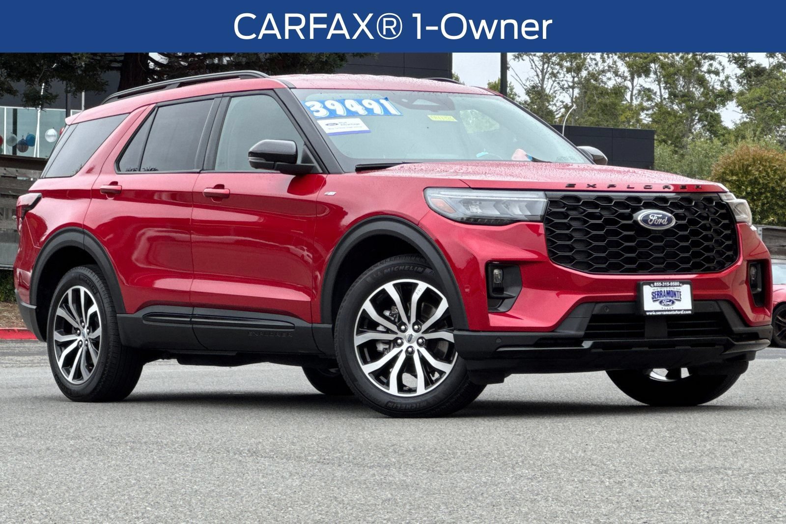 Certified 2025 Ford Explorer ST-Line AWD/4WD image 3
