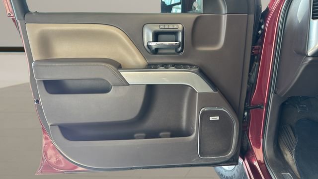 Used 2015 Chevrolet Silverado 2500 LTZ w/ LTZ Plus Package image 11