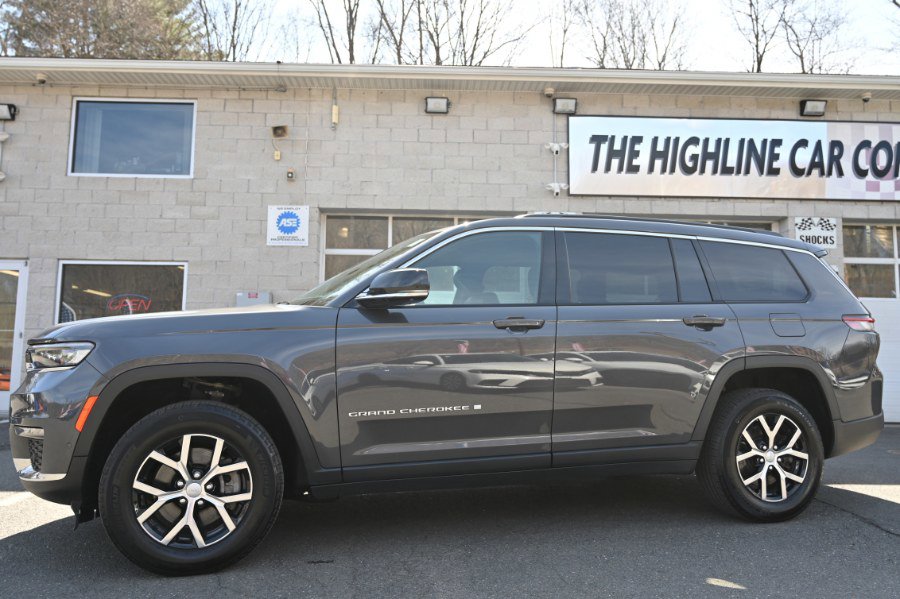 Used 2024 Jeep Grand Cherokee L Limited w/ Luxury Tech Group II AWD/4WD image 5