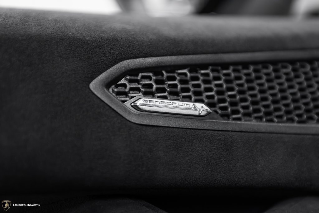 Used 2024 Lamborghini Huracan Sterrato image 23