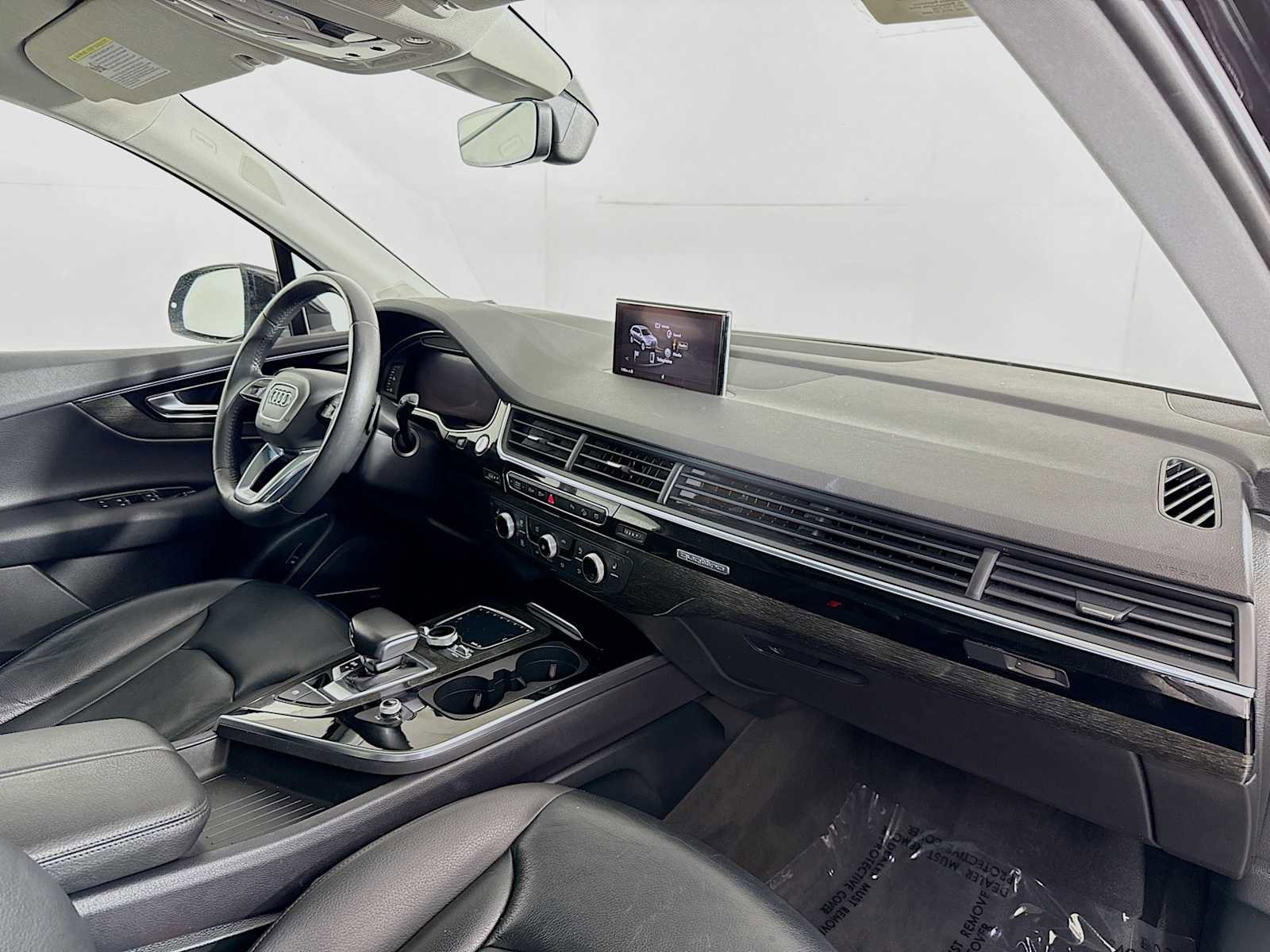 Used 2018 Audi Q7 3.0T Premium Plus w/ Premium Plus Package image 28