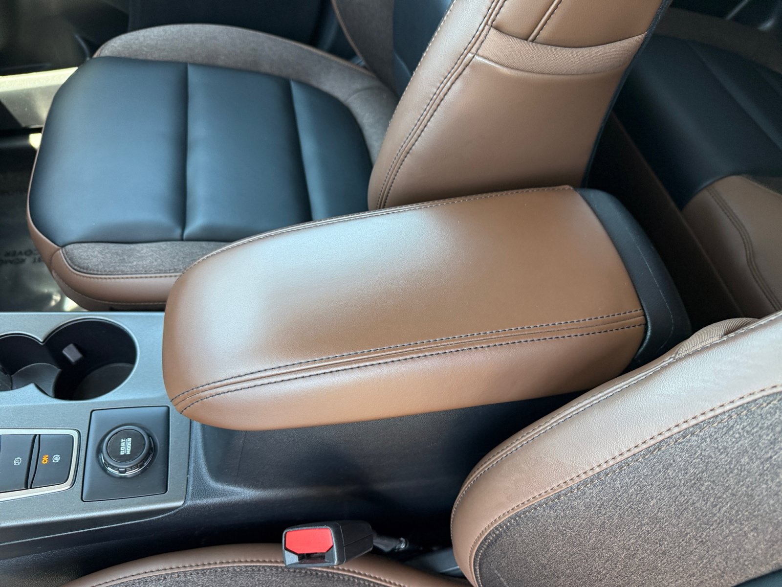 Certified 2025 Ford Bronco Sport Outer Banks w/ Outer Banks Tech Package+ AWD/4WD image 14
