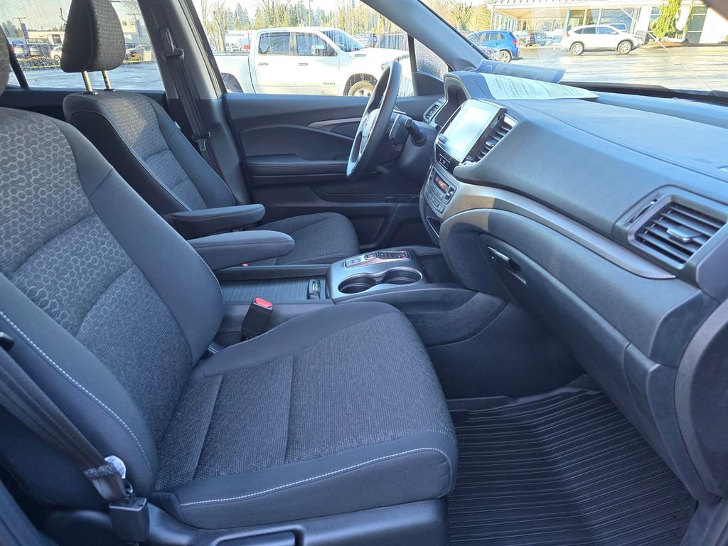 Certified 2023 Honda Ridgeline Sport image 5