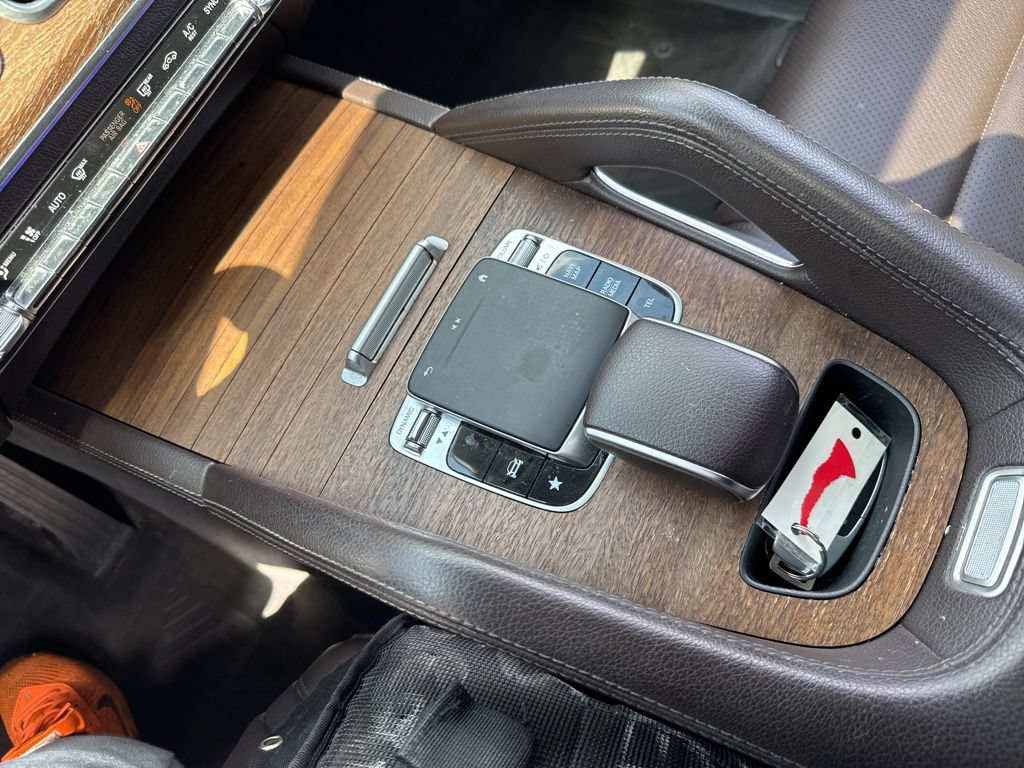 Used 2020 Mercedes-Benz GLE 350 4MATIC w/ Premium Package image 48