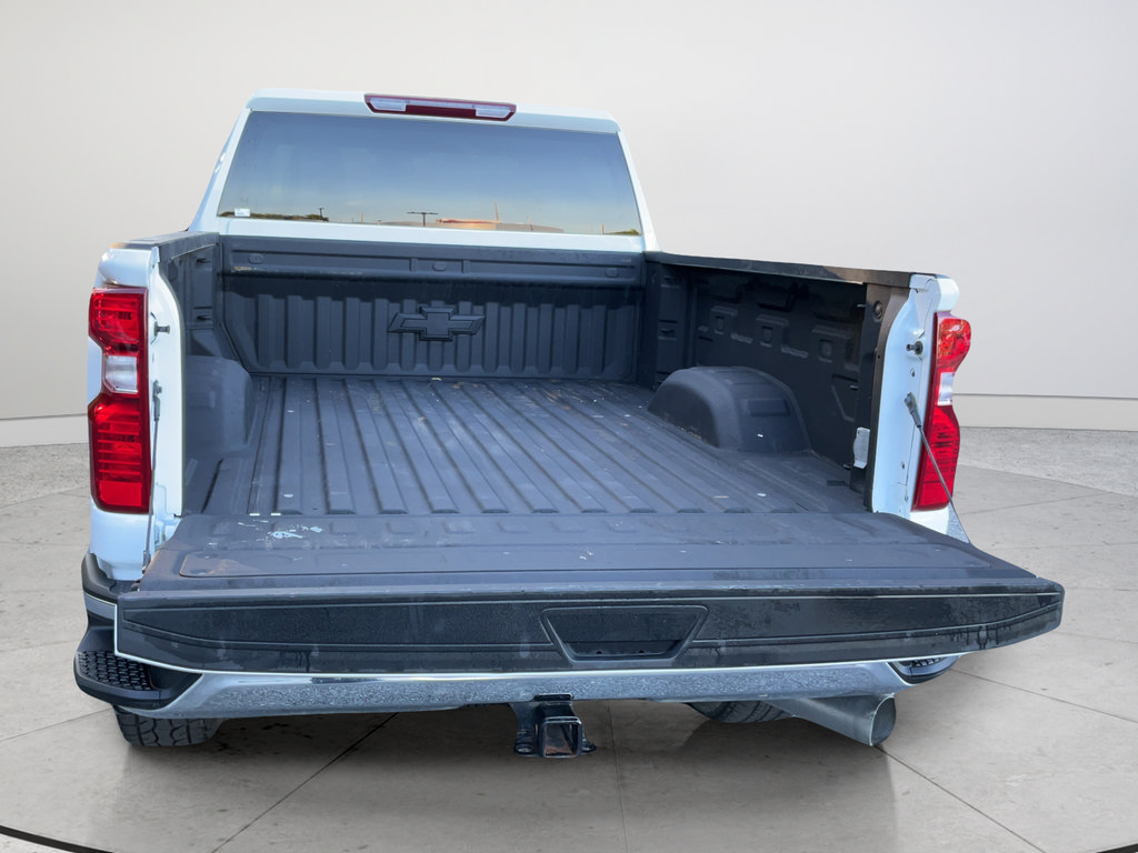 Used 2024 Chevrolet Silverado 2500 LT AWD/4WD image 18