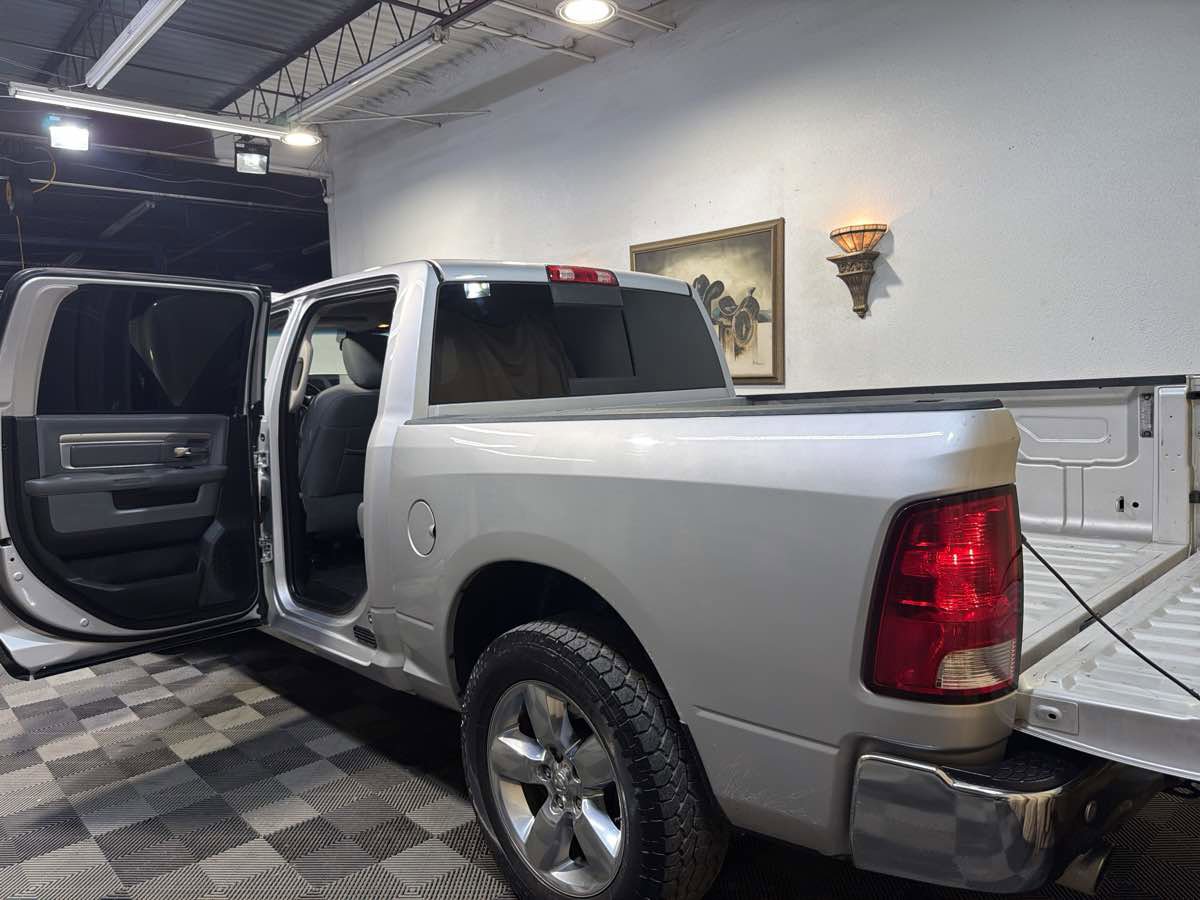 Used 2017 RAM 1500 Lone Star RWD image 12