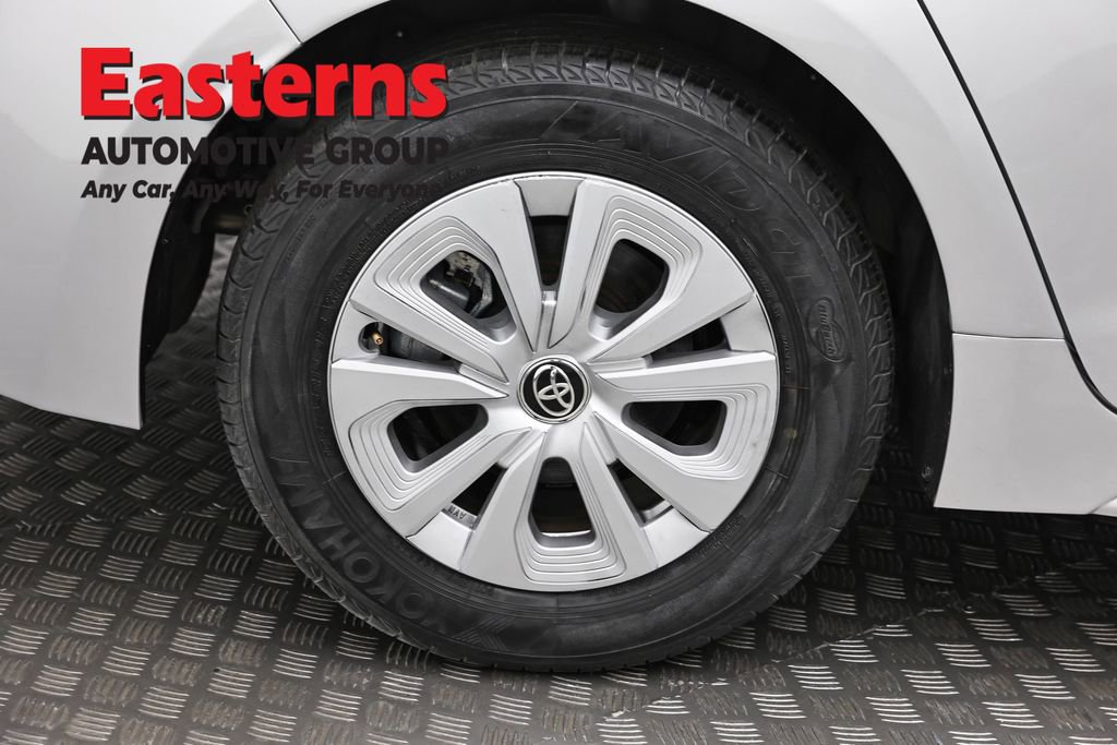 Used 2021 Toyota Corolla LE w/ Carpet Mat Package (TMS) image 30