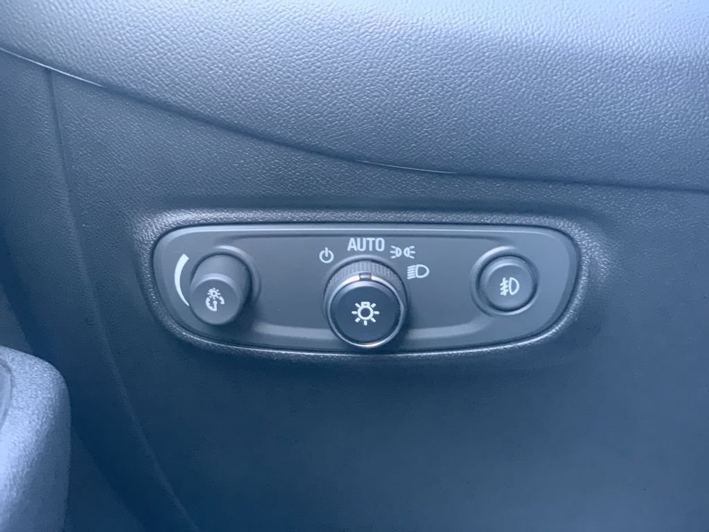 Certified 2020 Chevrolet Equinox LT FWD image 16
