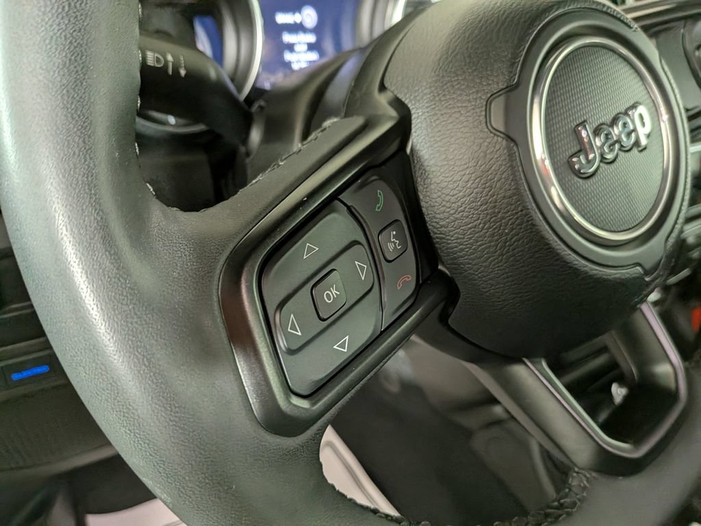 Certified 2023 Jeep Wrangler Unlimited w/ Sun & Screen Package AWD/4WD image 21