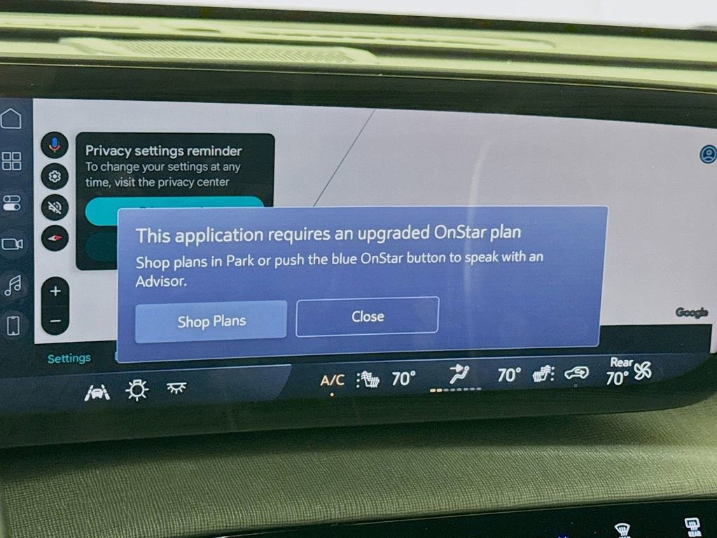 Certified 2025 Buick Enclave Sport Touring FWD image 11