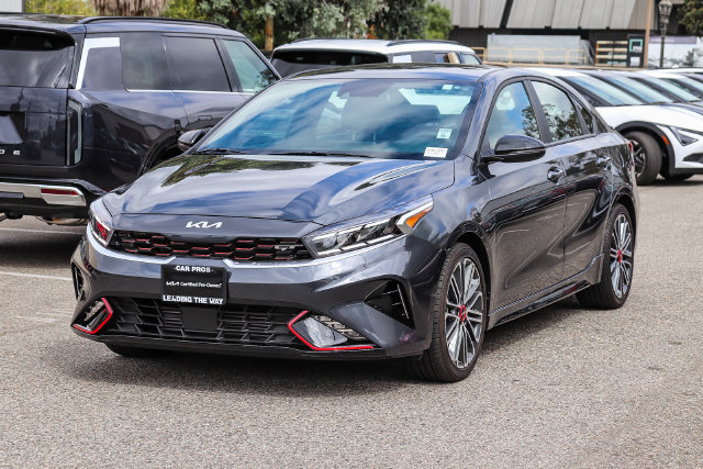 Certified 2023 Kia Forte GT FWD image 4
