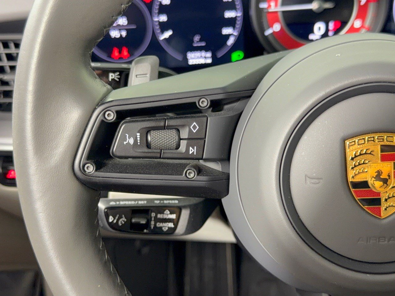 Certified 2021 Porsche 911 Turbo S AWD/4WD image 18