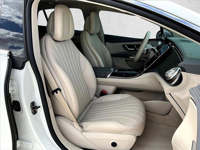 Used 2022 Mercedes-Benz EQS 450+ Sedan image 9
