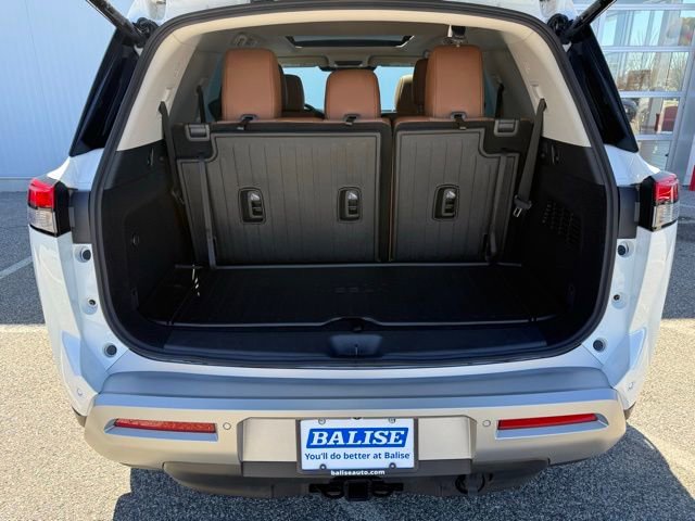 Certified 2025 Nissan Pathfinder Platinum w/ Cargo Package image 10