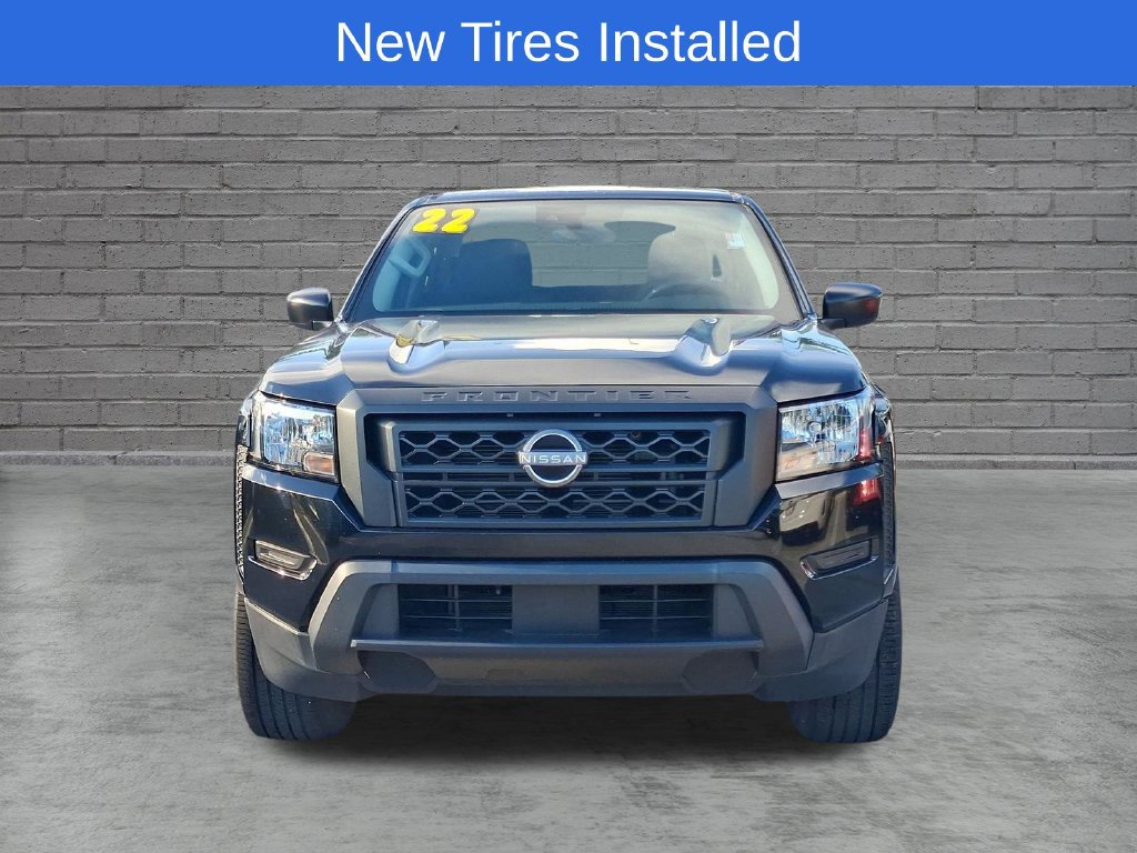 Used 2022 Nissan Frontier S w/ Technology Package RWD image 2