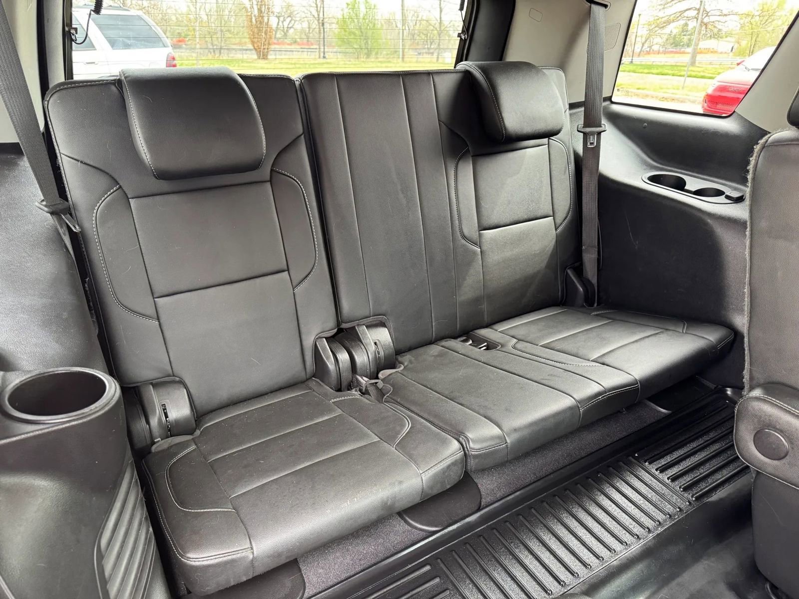 Used 2019 Chevrolet Tahoe LT w/ LT Signature Package image 17