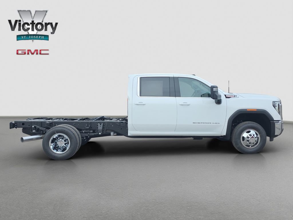 New 2026 GMC Sierra 3500 SLE w/ SLE Convenience Package AWD/4WD image 18