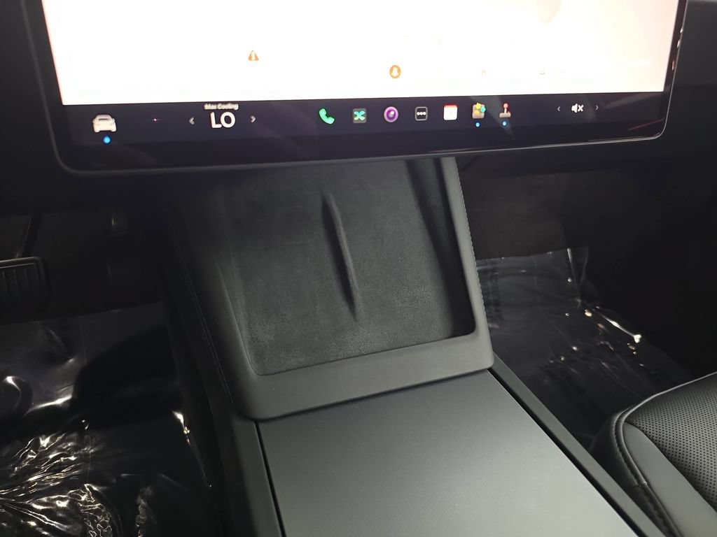 Used 2024 Tesla Model 3 Standard Range RWD image 27