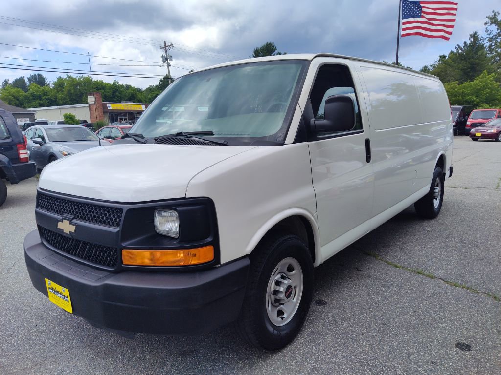 Used 2016 GMC Savana 3500 Extended image 4