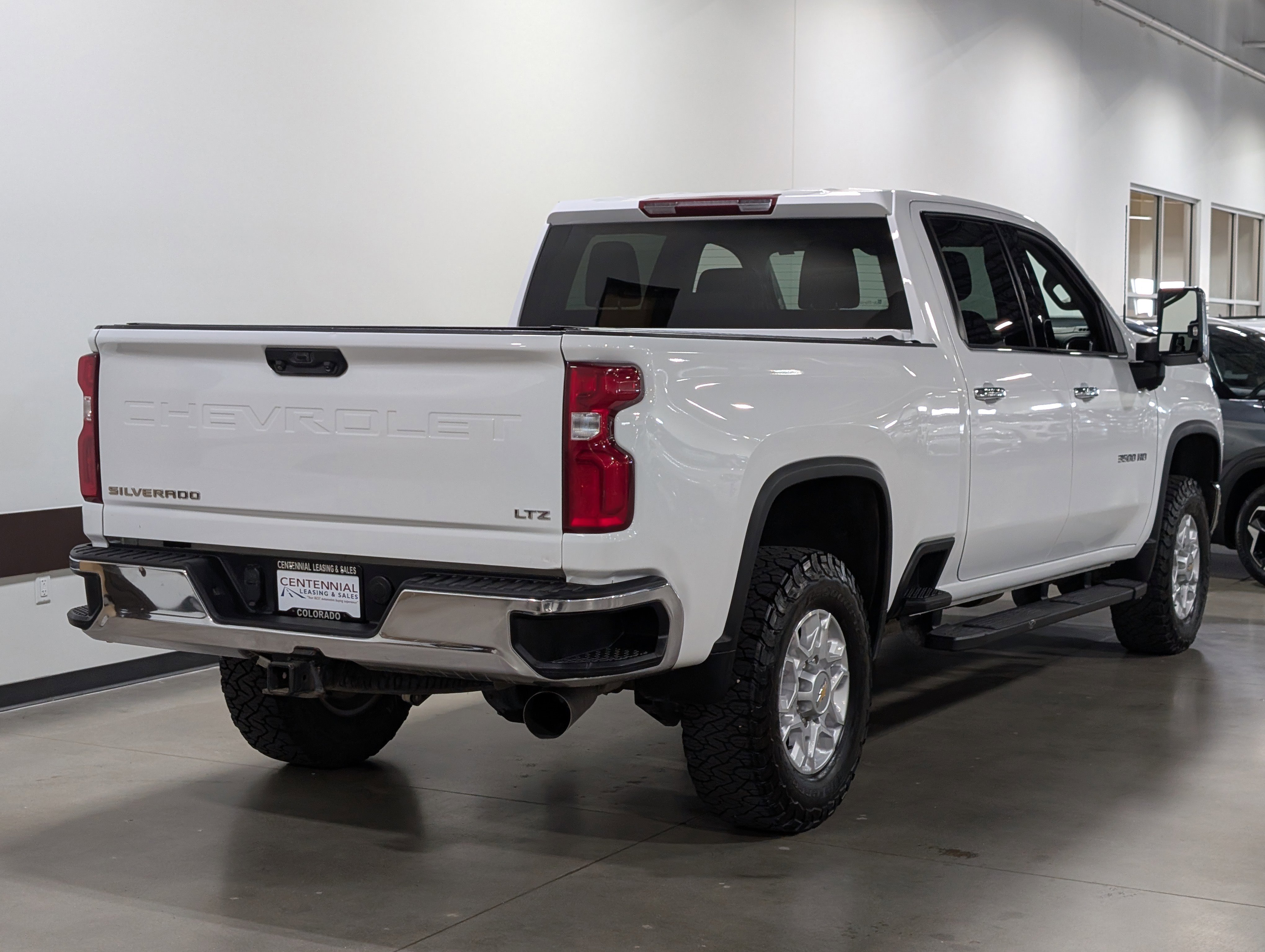 Used 2022 Chevrolet Silverado 3500 LTZ w/ Z71 Off-Road Package image 3