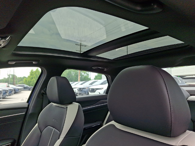 Used 2025 Kia K5 GT-Line w/ GT-Line Premium Package FWD image 20