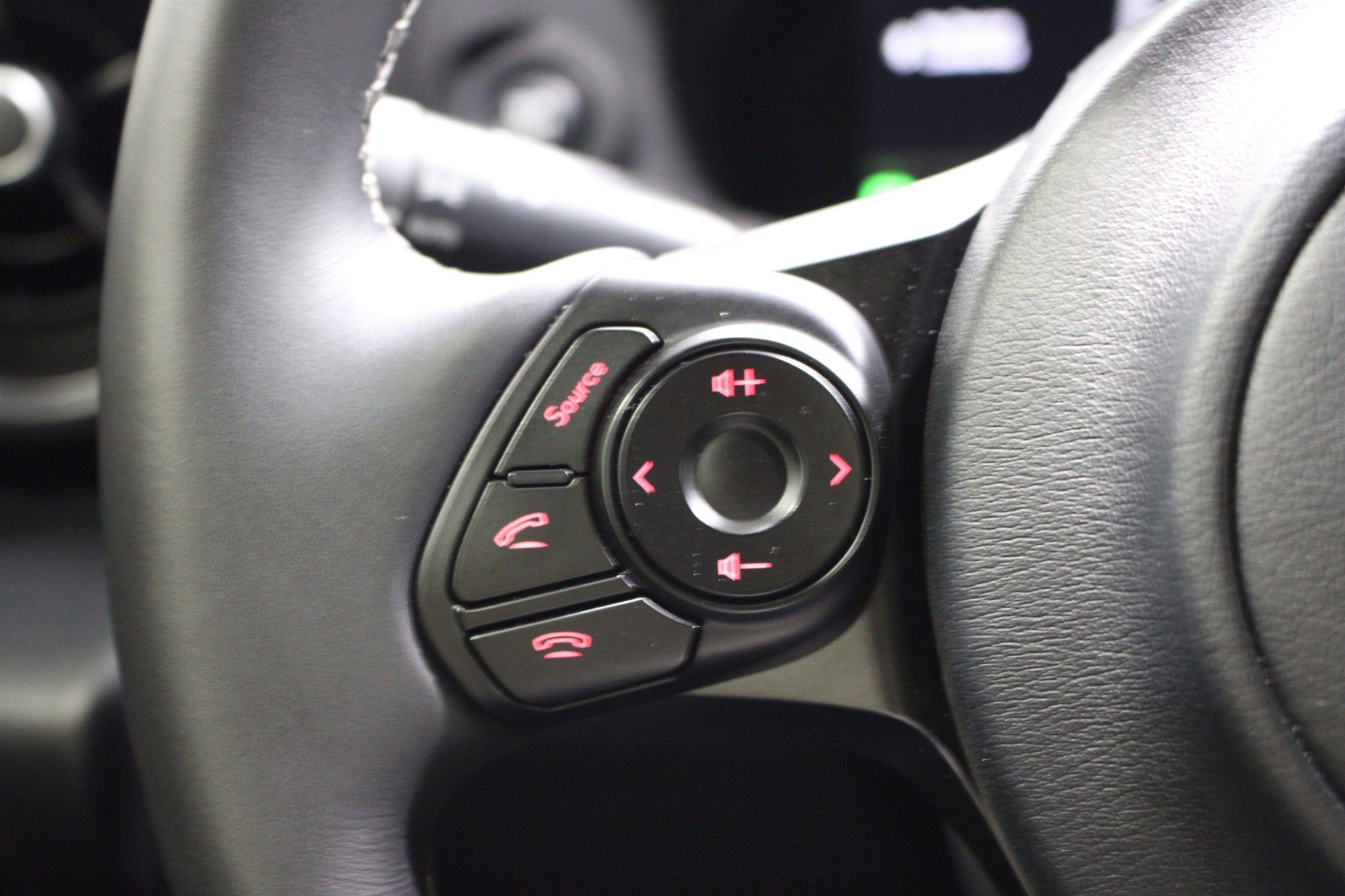 Used 2025 Toyota GR86 Premium w/ ALL Weather Mat Package (TMS) image 10