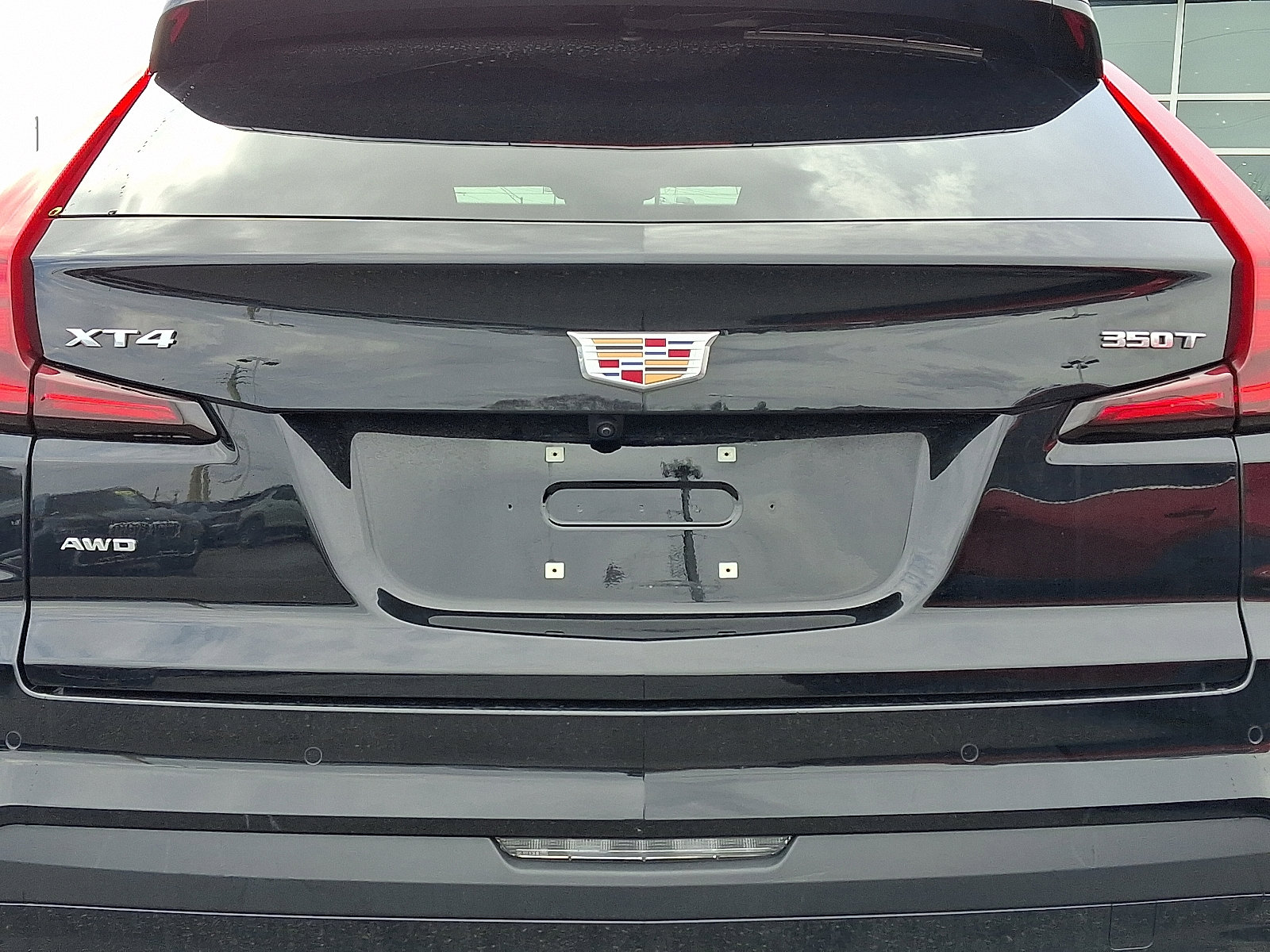 Certified 2025 Cadillac XT4 Premium Luxury image 13