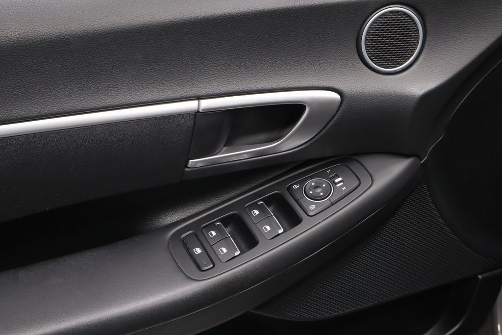 Certified 2023 Hyundai Sonata SE image 22