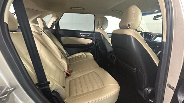 Used 2018 Ford Edge SEL w/ Equipment Group 201A AWD/4WD image 27