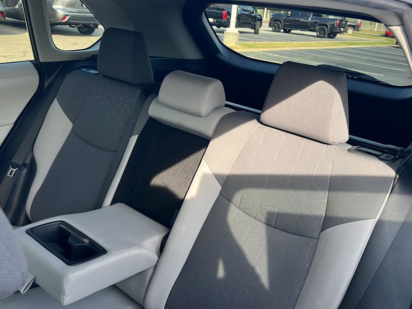 Certified 2023 Toyota RAV4 XLE image 30