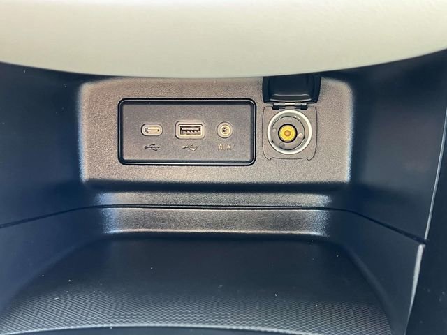 Certified 2023 Chevrolet Equinox LS w/ LS Convenience Package FWD image 33