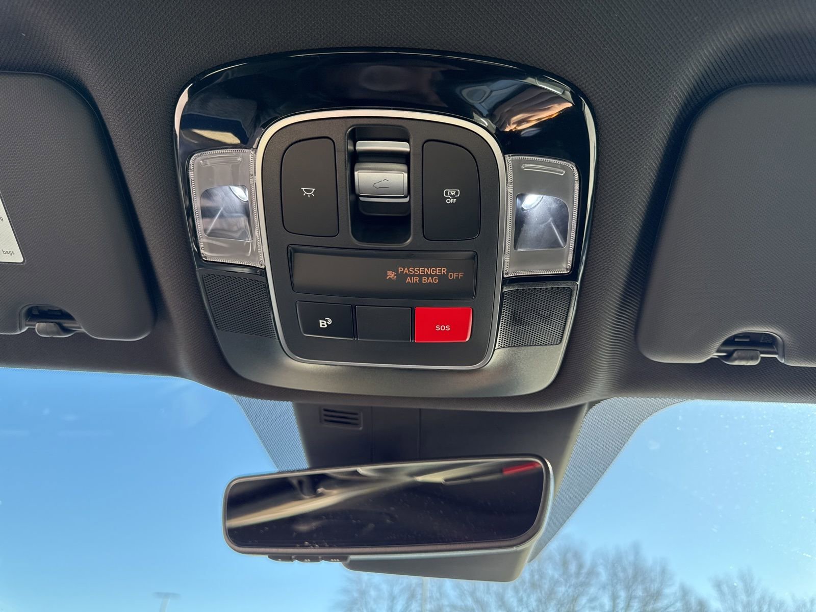 Used 2025 Hyundai Santa Cruz Limited image 30